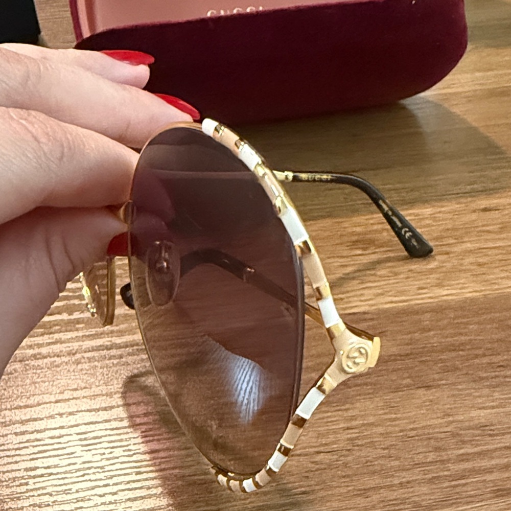 Gucci Gold Frame Sunglasses with Black Lenses - Picture 3 of 3